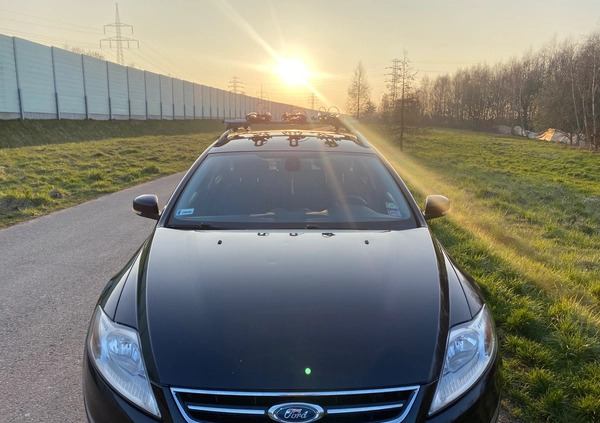 Ford Mondeo cena 26700 przebieg: 222000, rok produkcji 2010 z Wieliczka małe 92